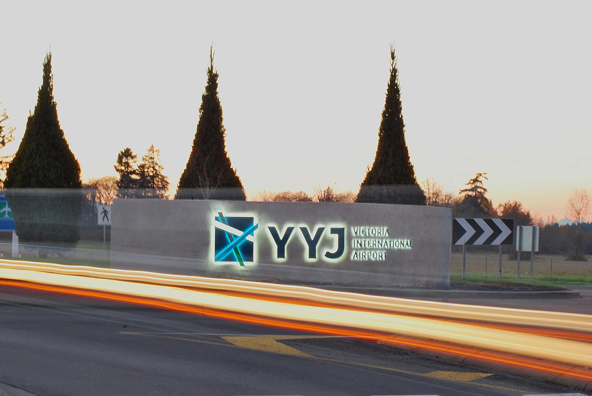 Victoria International Airport (YYJ) Victoria International Airport (YYJ)